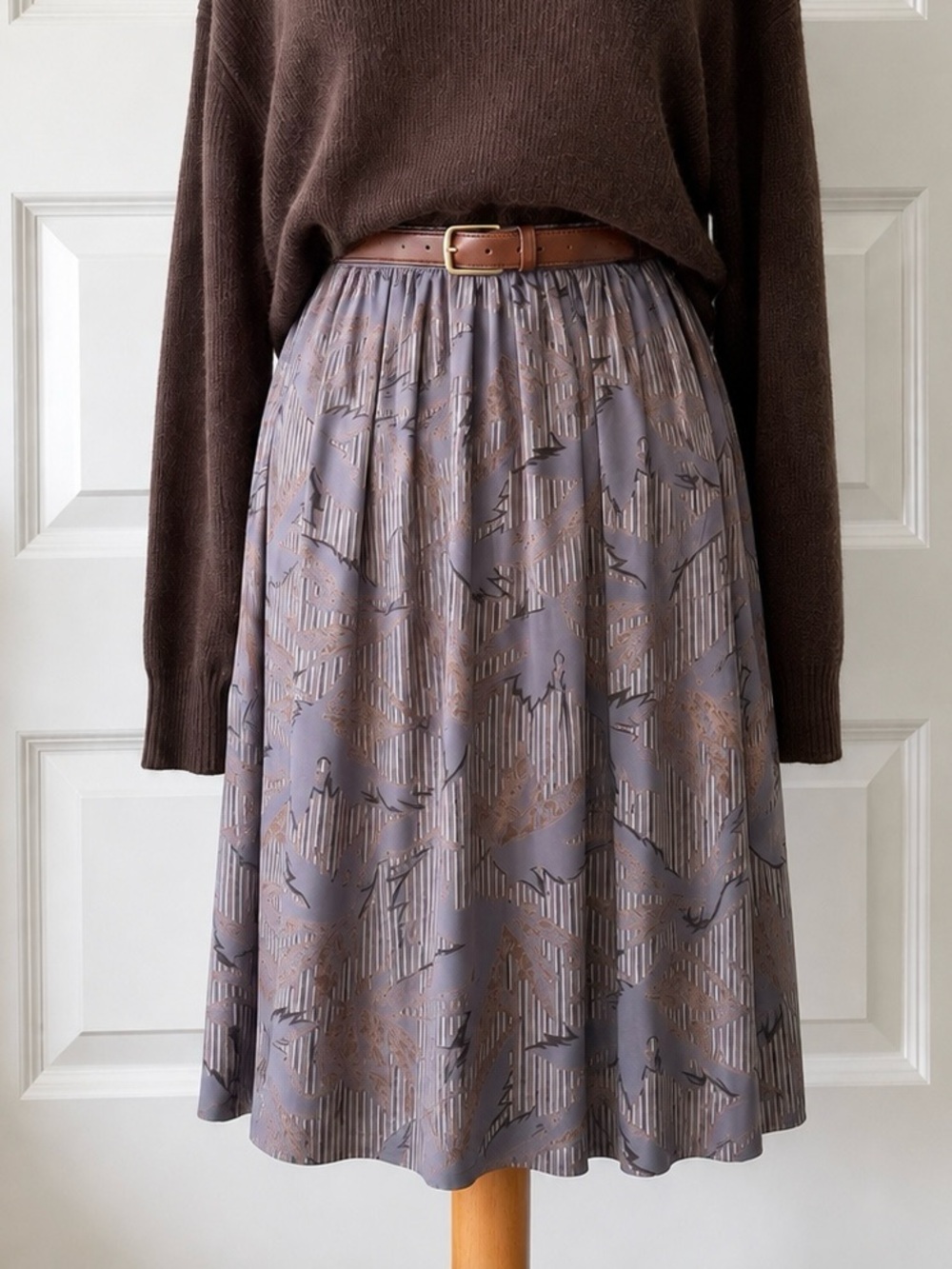 Vintage Campus Casuals of California Midi Skirt Abstract Leaf Print Gray Brown